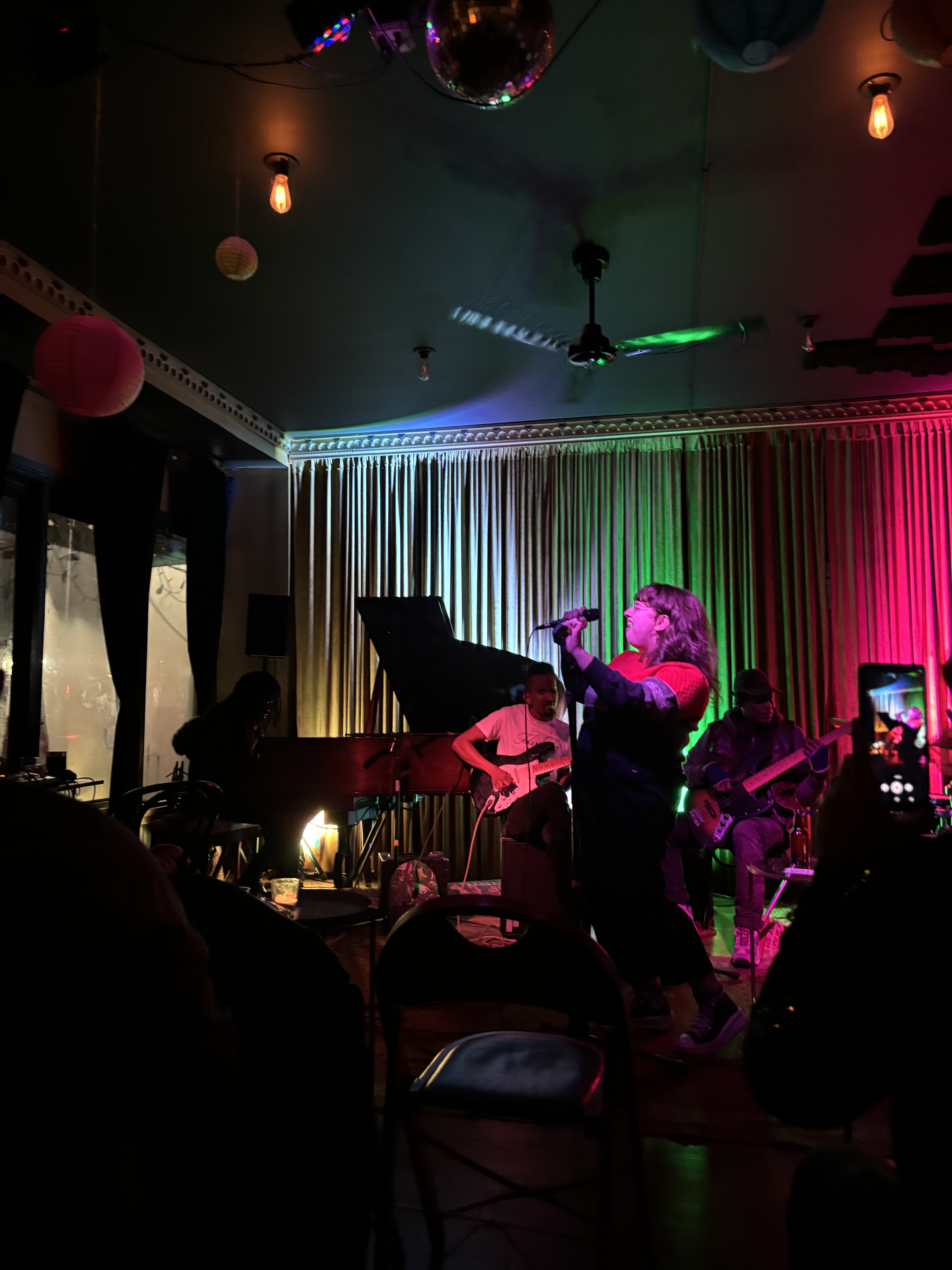 Bee singing at salon